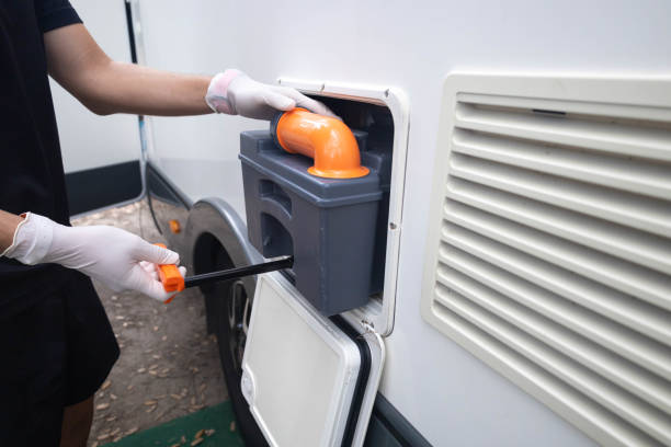 Affordable portable toilet rental in Avon Lake, OH